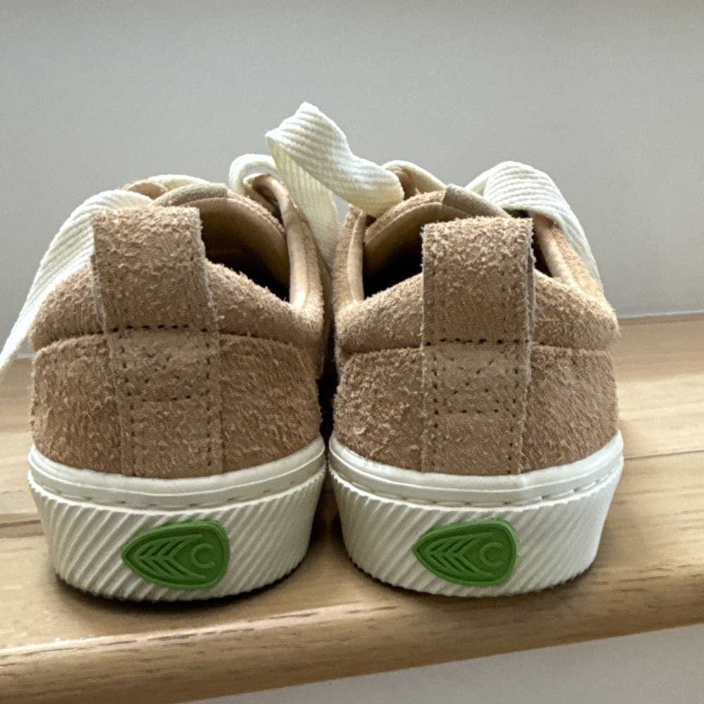 Cariuma Beige Suede Low Top Lace-Up Sneakers 100117N34W070 - Picture 6 of 9
